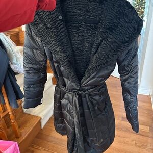 MaxMara Black Puffer Coat with Textured Collar